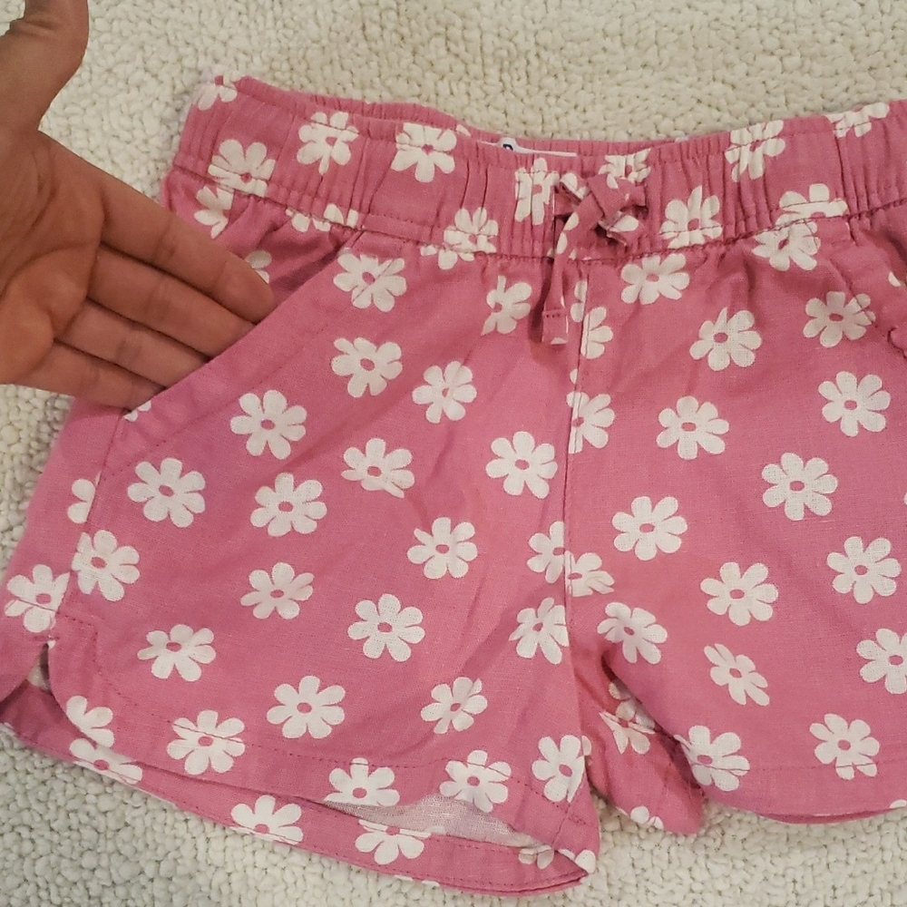 Old Navy Pink and White Floral Lounge Shorts - Picture 6 of 6